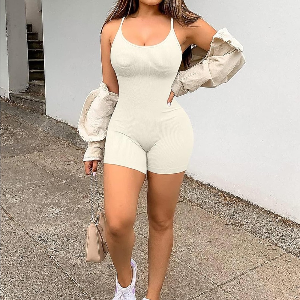 White Ribbed Top - Picture 2 of 4